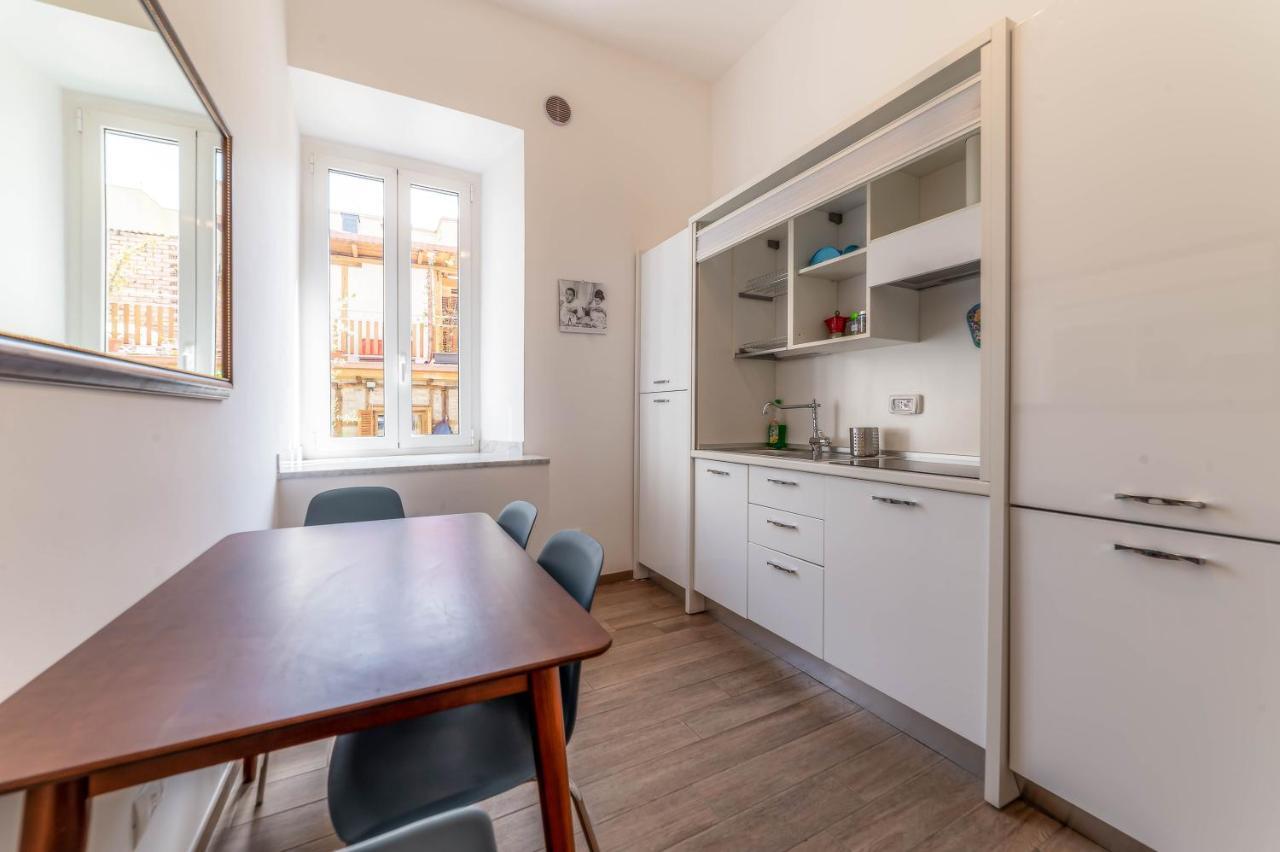 Casa Marin - Metro Malatesta Rom Eksteriør billede